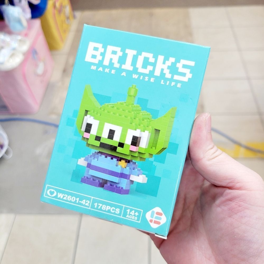 Brand New Toy Story Little Green Men Bricks Lego Figure